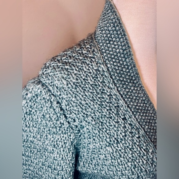 HANDMADE Mint Green Chunky Cozy Cardigan - Picture 4 of 10
